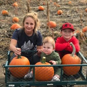 Meet your Posher, Ashley